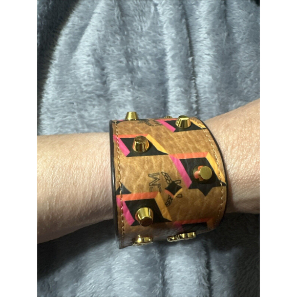 MCM Womans Leather Cuff Snap Bracelet Monogram MCM Pre-Loved - Picture 8 of 10